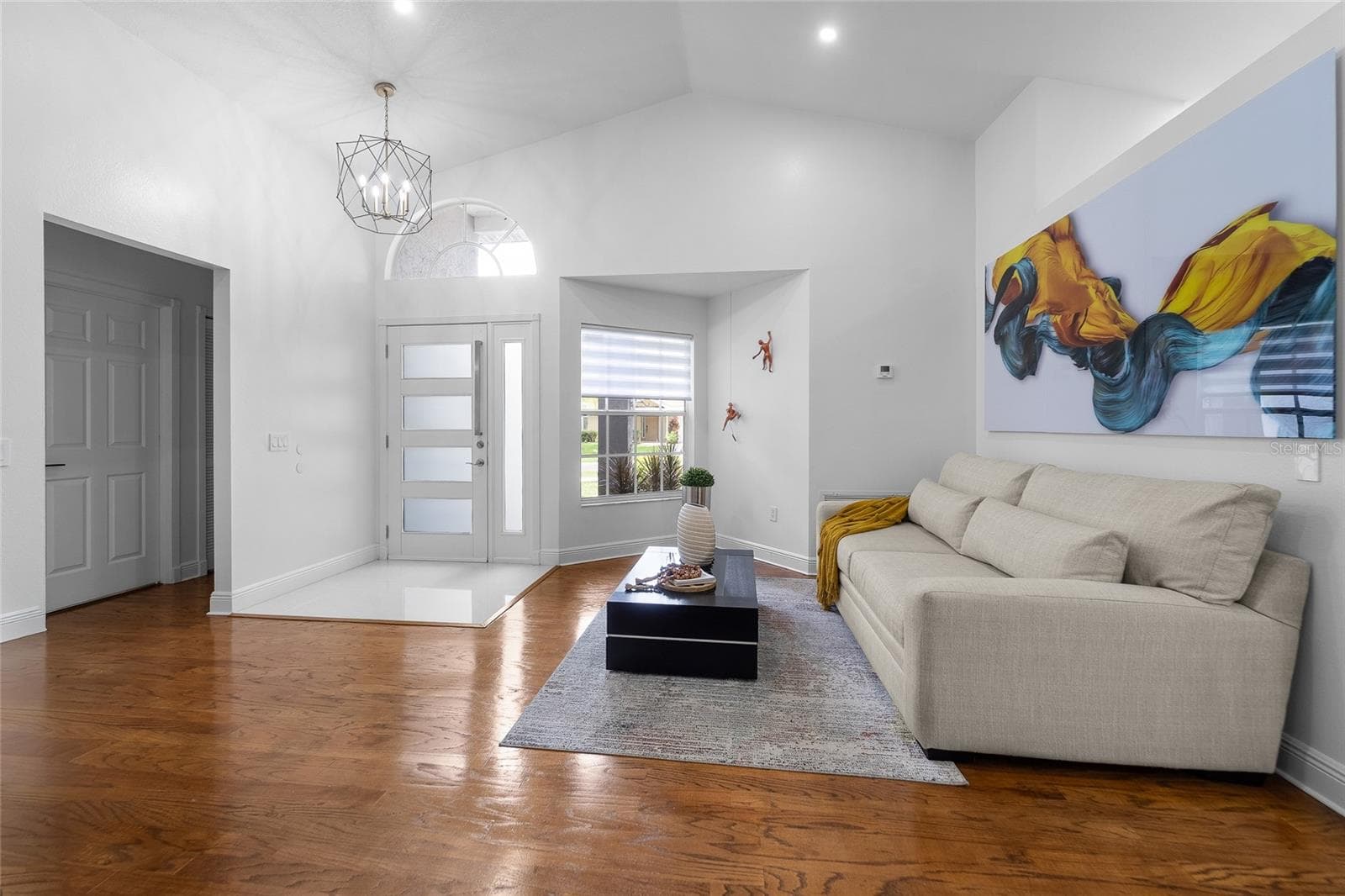 Single Family Residence at 9720 FREDERICKSBURG RD, TAMPA, photo 6 of 37