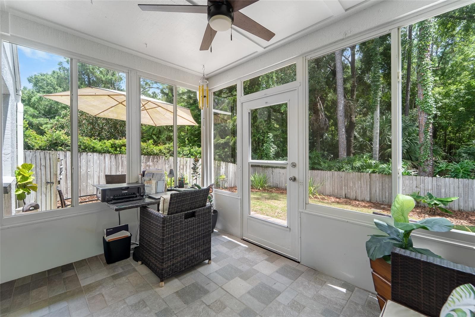 Single Family Residence at 9720 FREDERICKSBURG RD, TAMPA, photo 29 of 37
