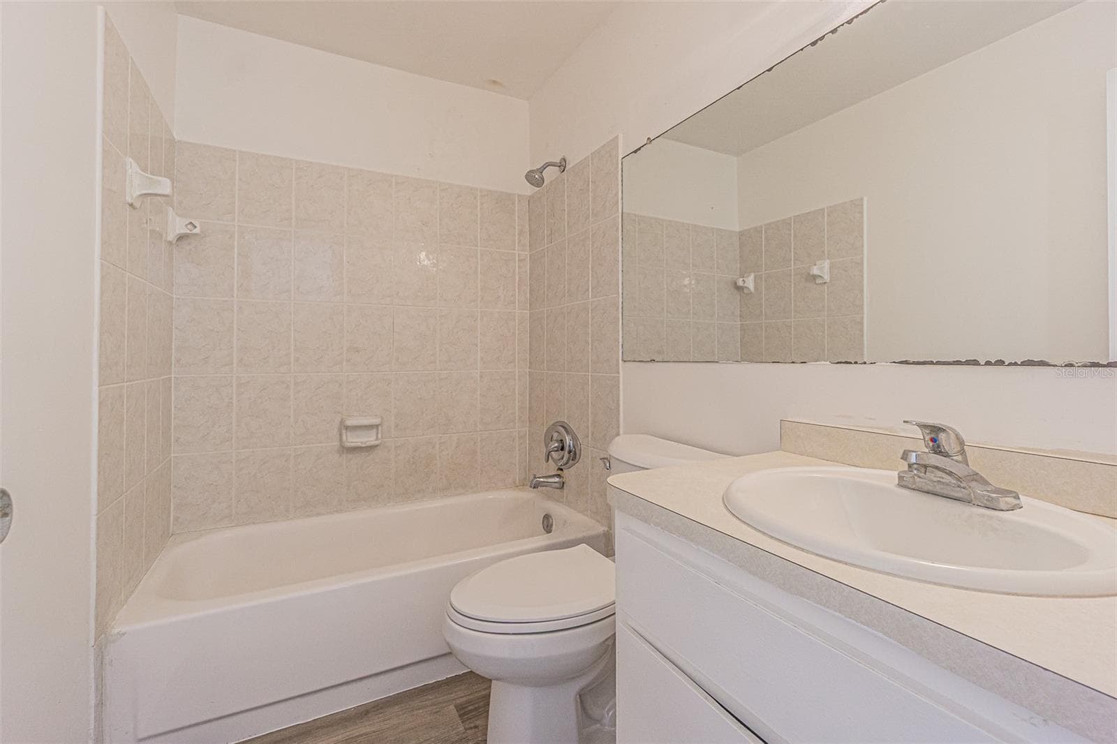 Condominium at 4215 EAST BAY DR #1105B, CLEARWATER, photo 10 of 22