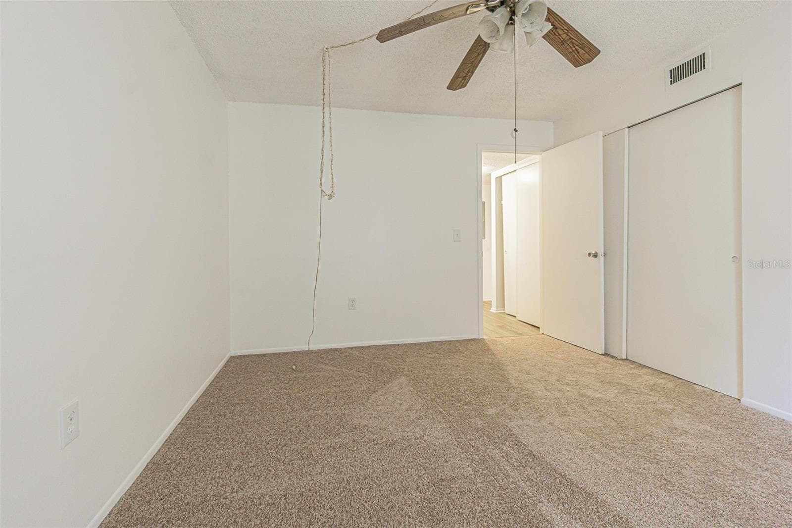 Condominium at 4215 EAST BAY DR #1105B, CLEARWATER, photo 12 of 22
