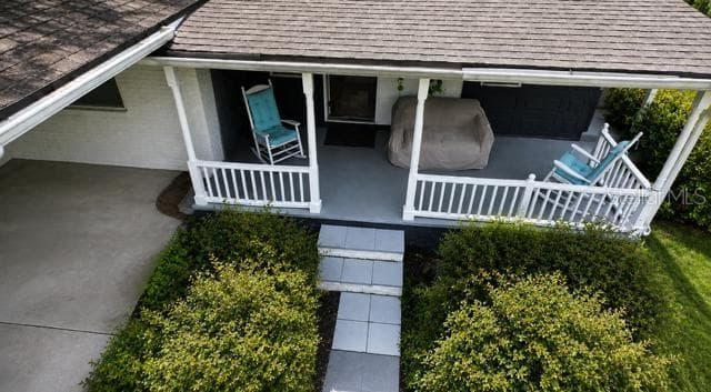 Single Family Residence at 11710 NORTH DR, TAMPA, photo 7 of 32