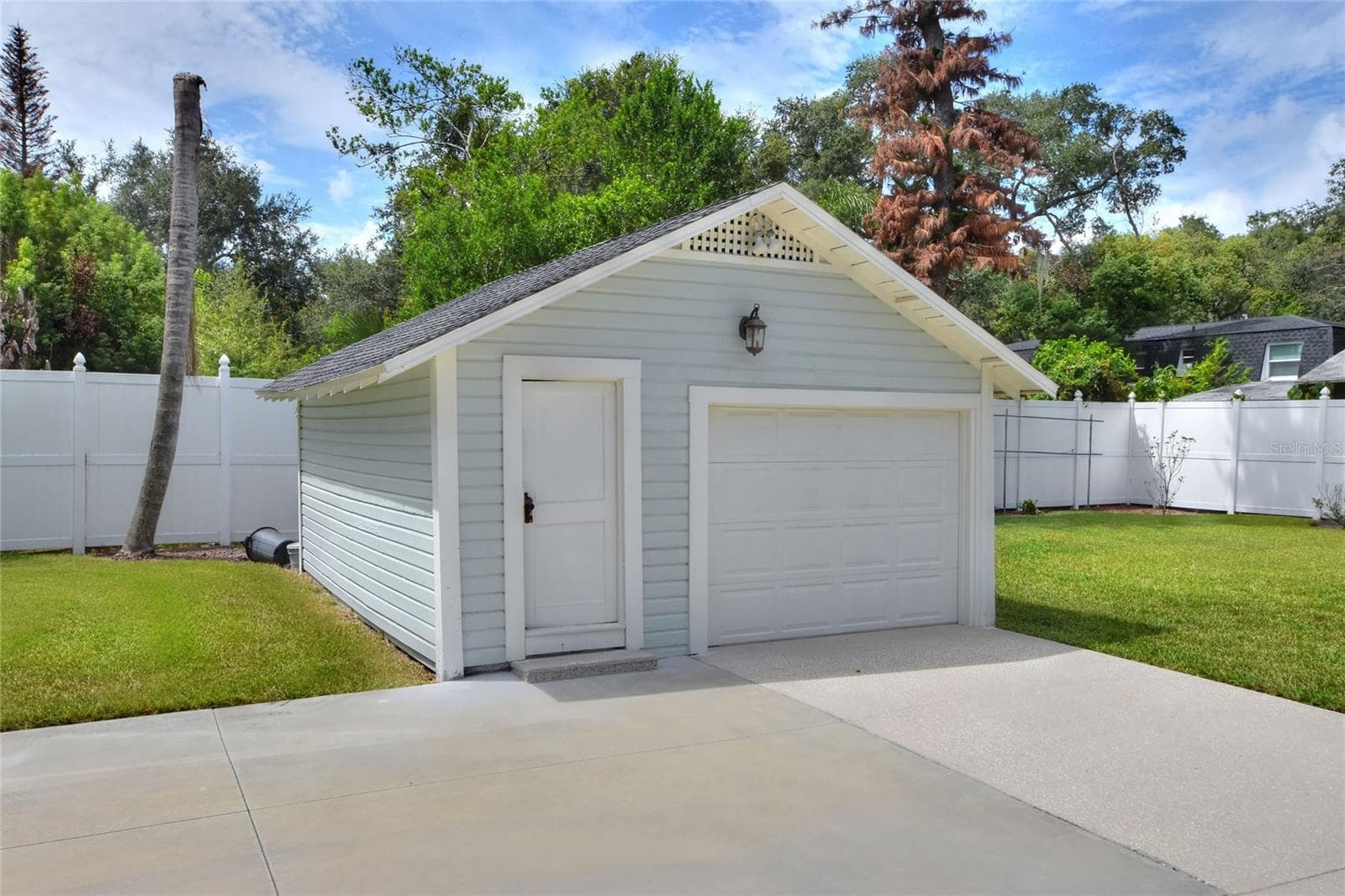 one car garage/ storage shed - 929 VISTABULA ST, LAKELAND