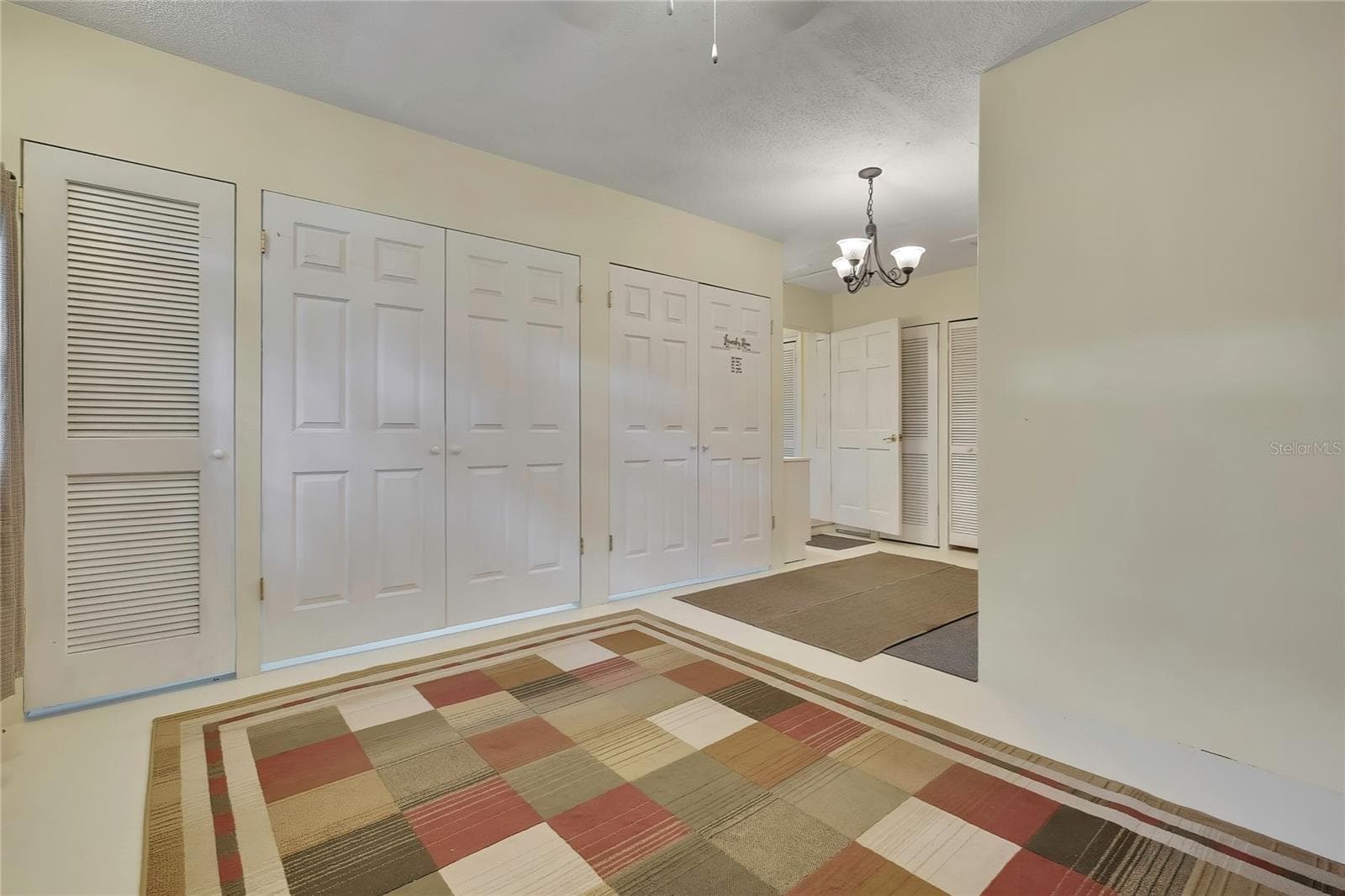 Flex Space with Private entrance - 1185 MACFARLANE AVE, SPRING HILL