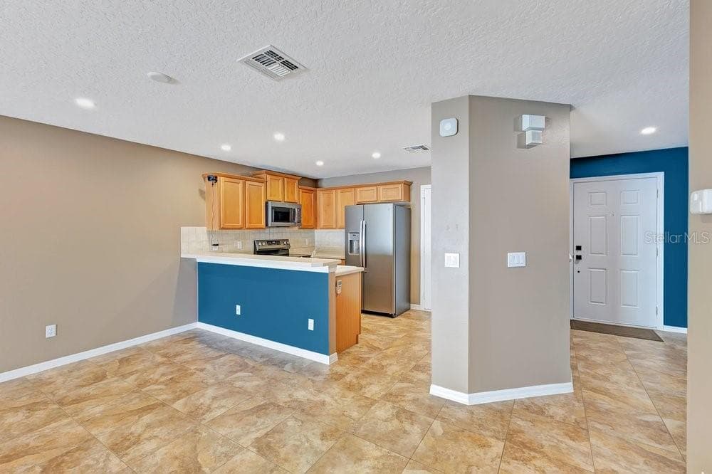 Townhouse at 942 COQUINA ROCK ST, ORLANDO, photo 13 of 61