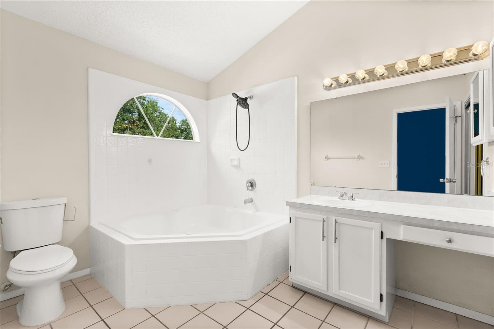 Townhouse at 2776 LANCASTER CT, APOPKA, photo 16 of 33