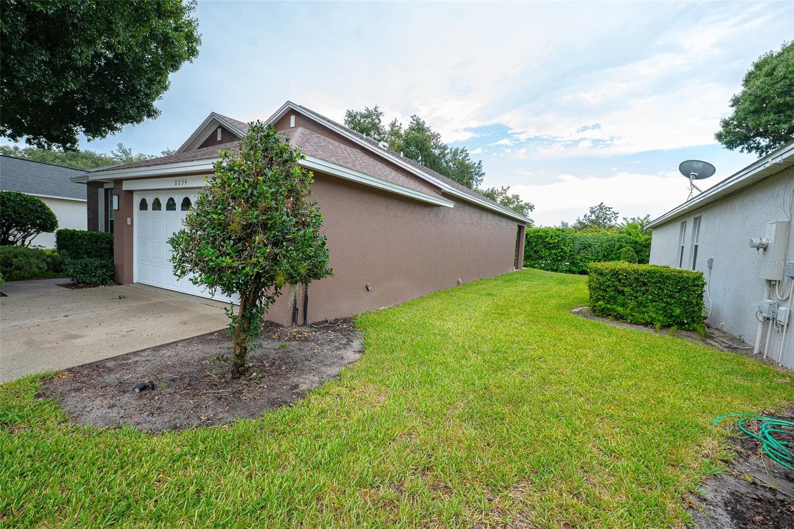 Single Family Residence at 8034 ARCADIAN CT, MOUNT DORA, photo 8 of 58
