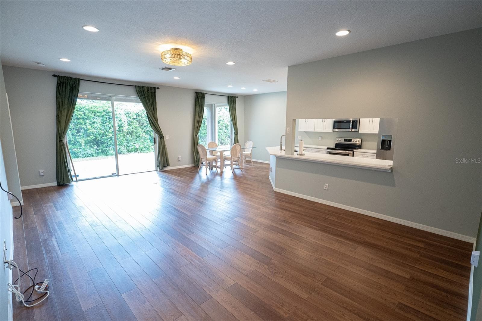 Single Family Residence at 8034 ARCADIAN CT, MOUNT DORA, photo 33 of 58