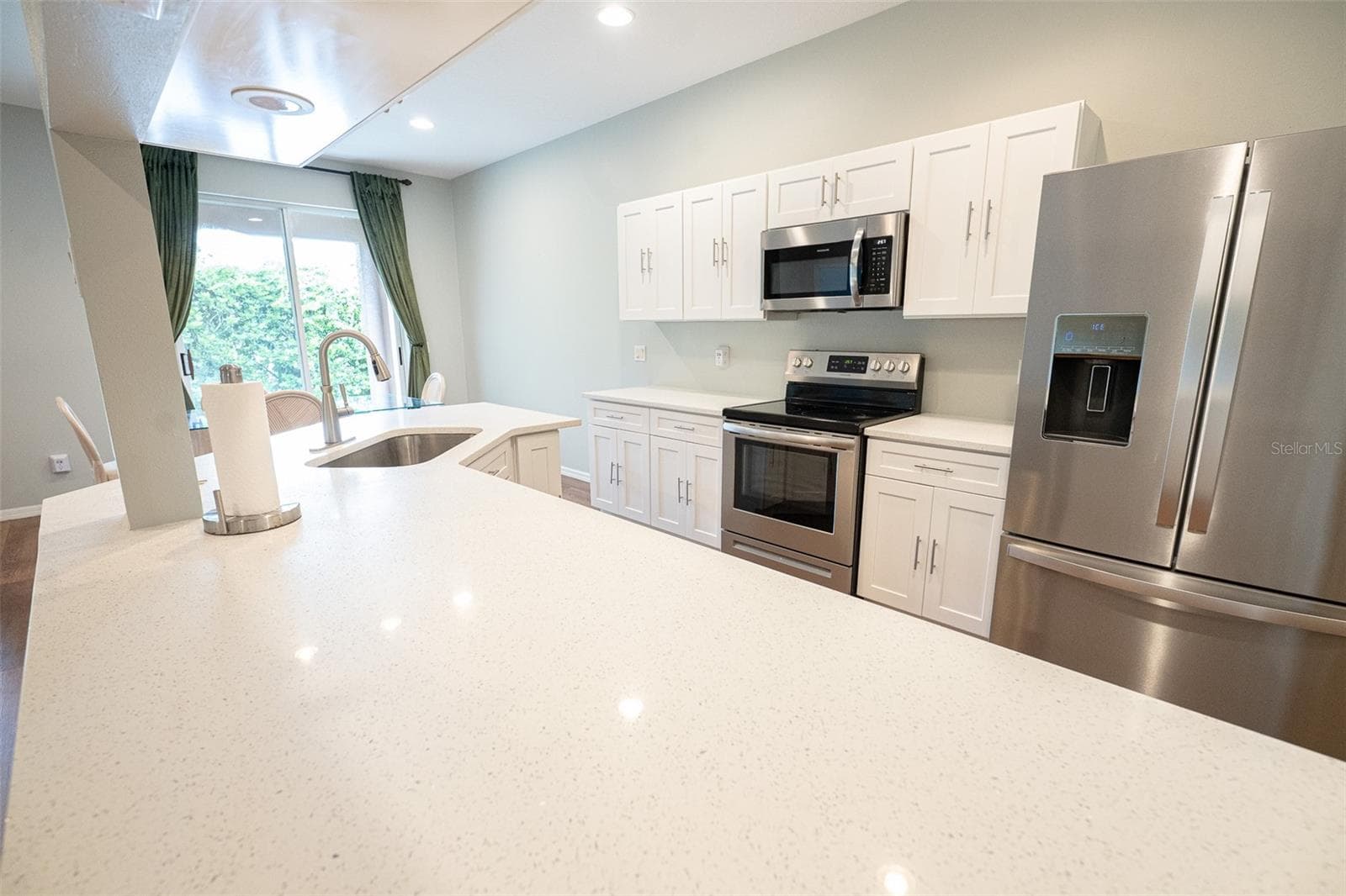 Single Family Residence at 8034 ARCADIAN CT, MOUNT DORA, photo 34 of 58