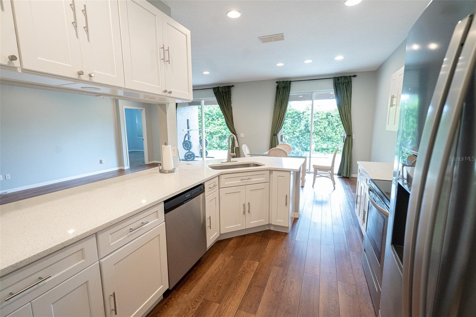 Single Family Residence at 8034 ARCADIAN CT, MOUNT DORA, photo 40 of 58