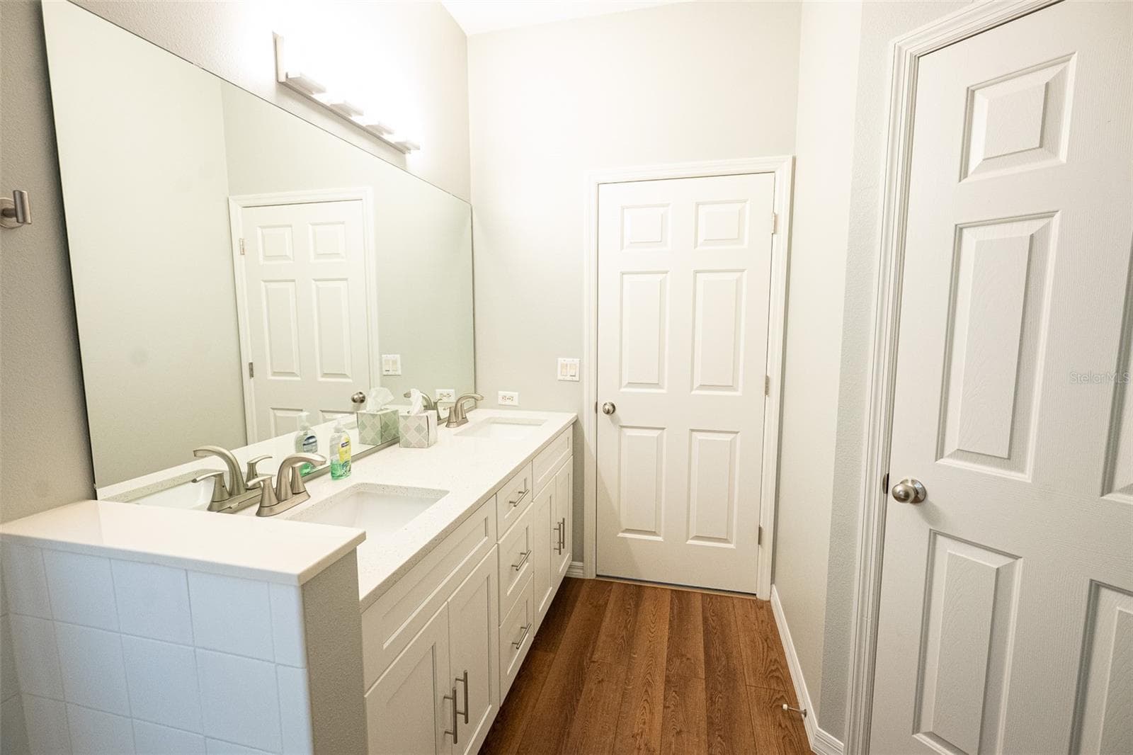 Single Family Residence at 8034 ARCADIAN CT, MOUNT DORA, photo 49 of 58