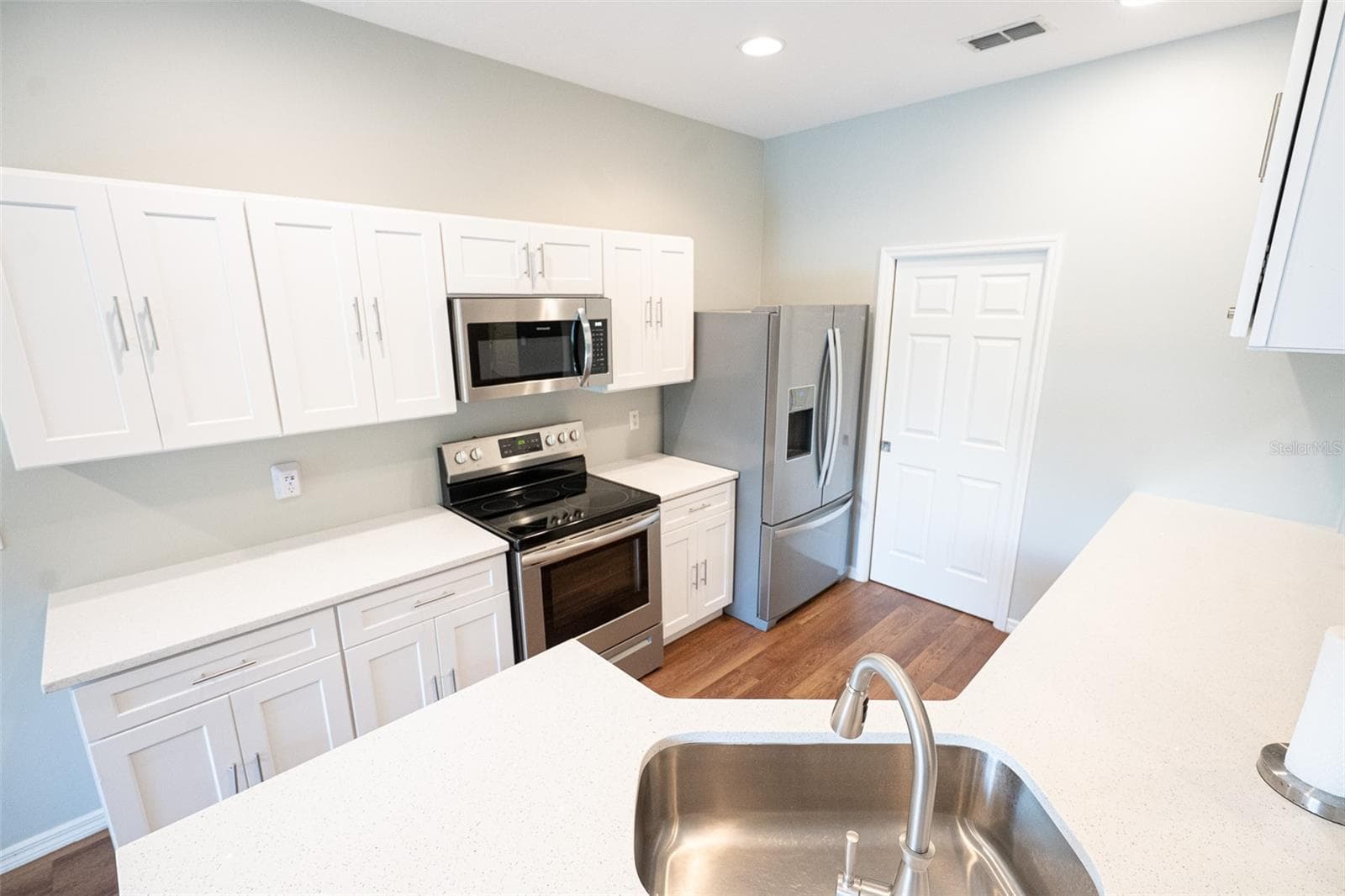 Single Family Residence at 8034 ARCADIAN CT, MOUNT DORA, photo 55 of 58