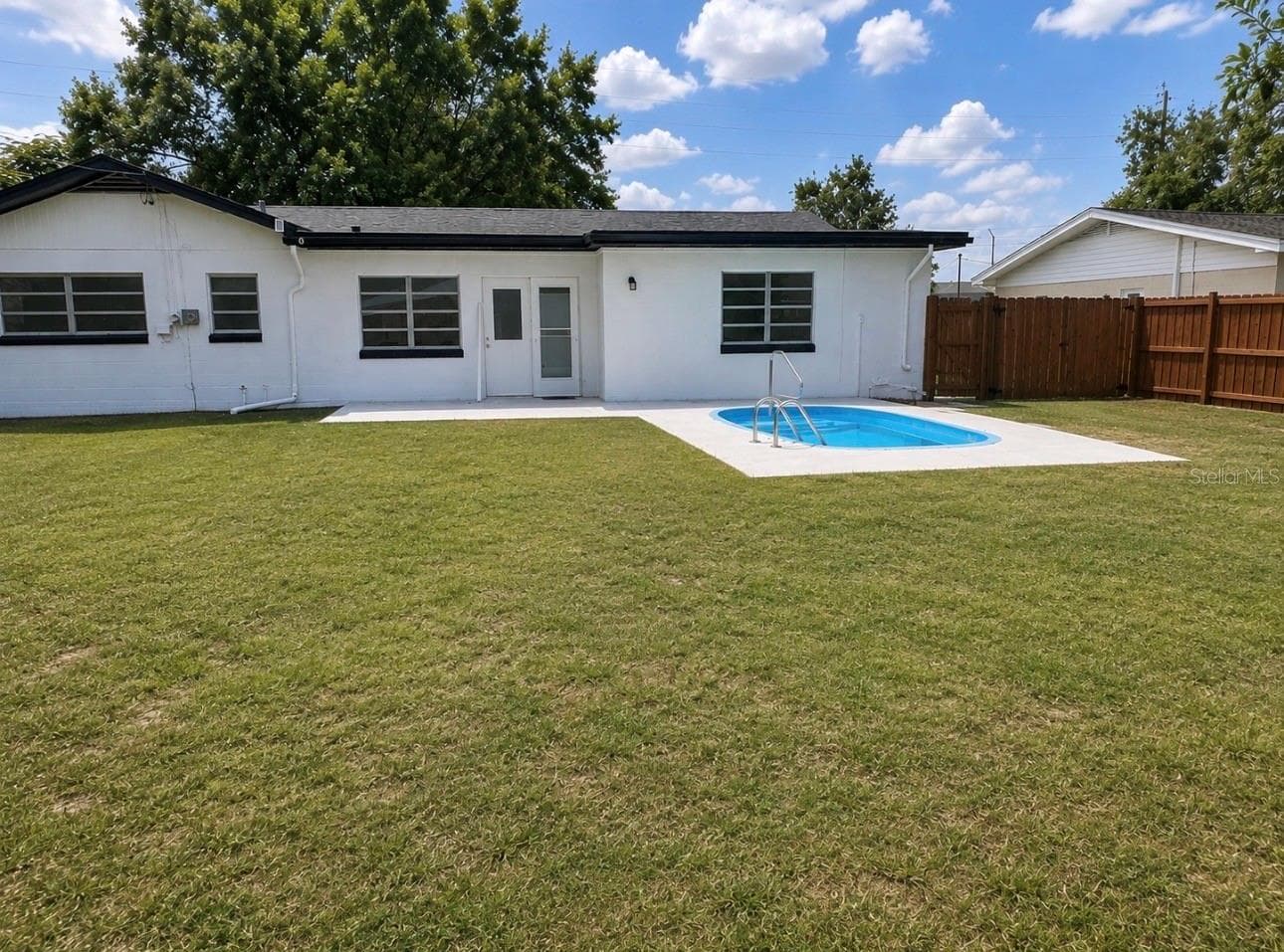 Single Family Residence at 3101 FLOWERTREE RD, BELLE ISLE, photo 48 of 65