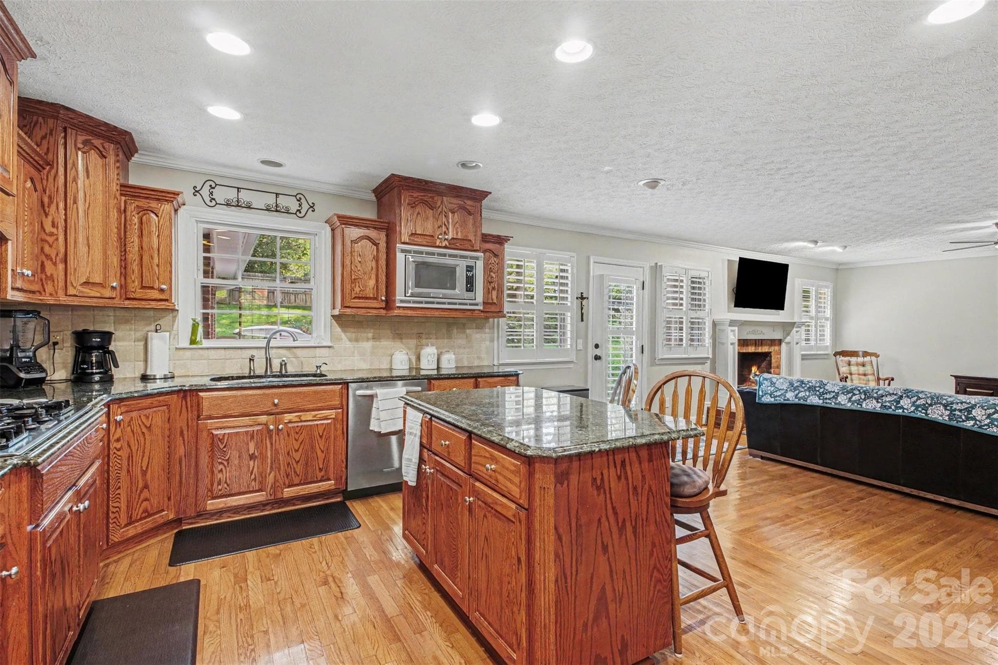 Single Family Residence at 1204 Dumbarton Road, Gastonia, photo 12 of 31