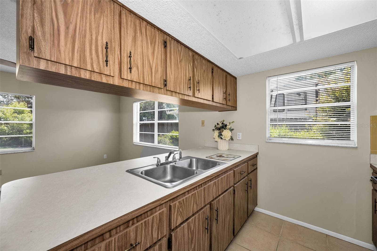 Single Family Residence at 362 PORTLAND AVE, SPRING HILL, photo 16 of 50