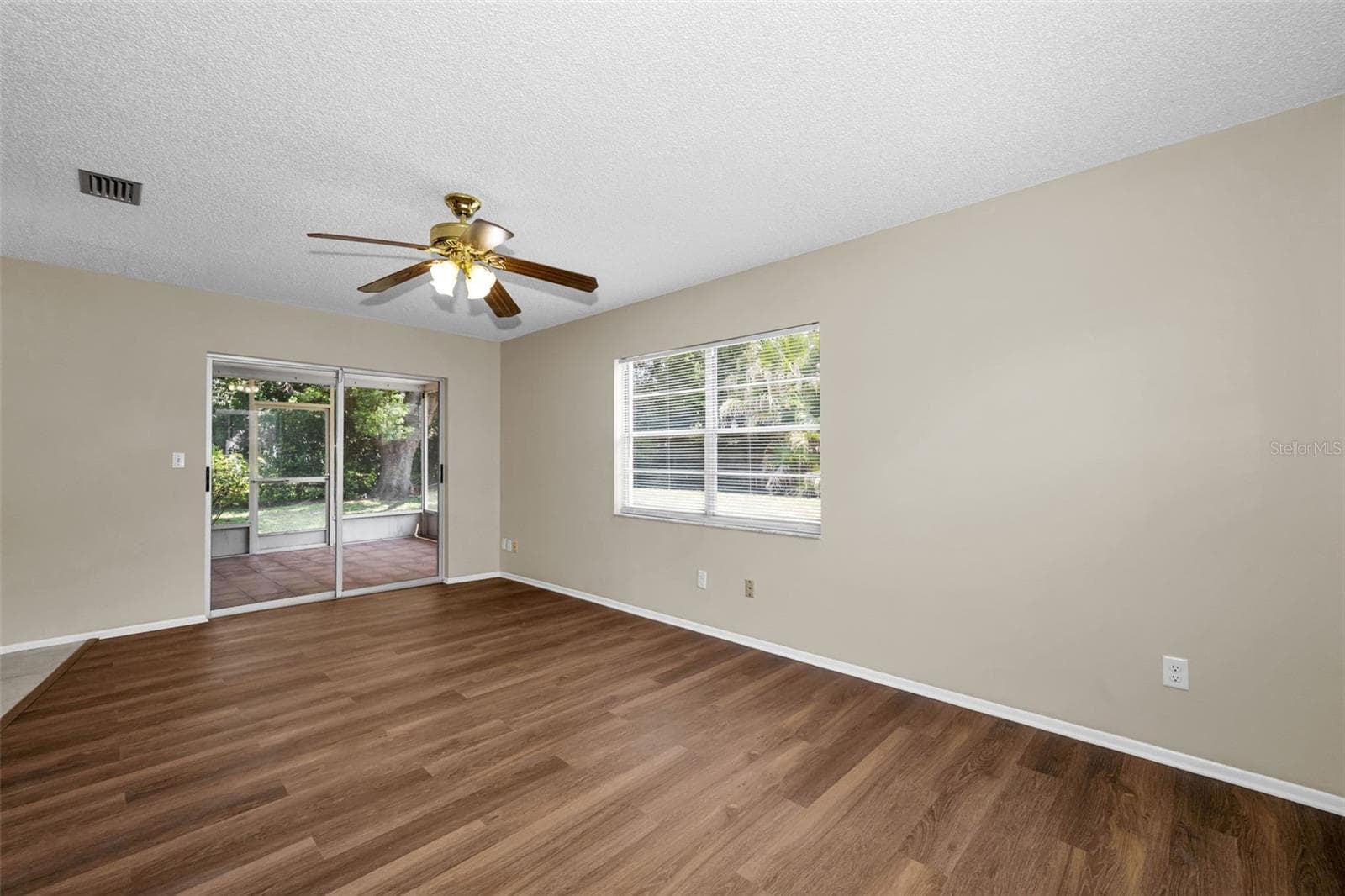 Single Family Residence at 362 PORTLAND AVE, SPRING HILL, photo 42 of 50