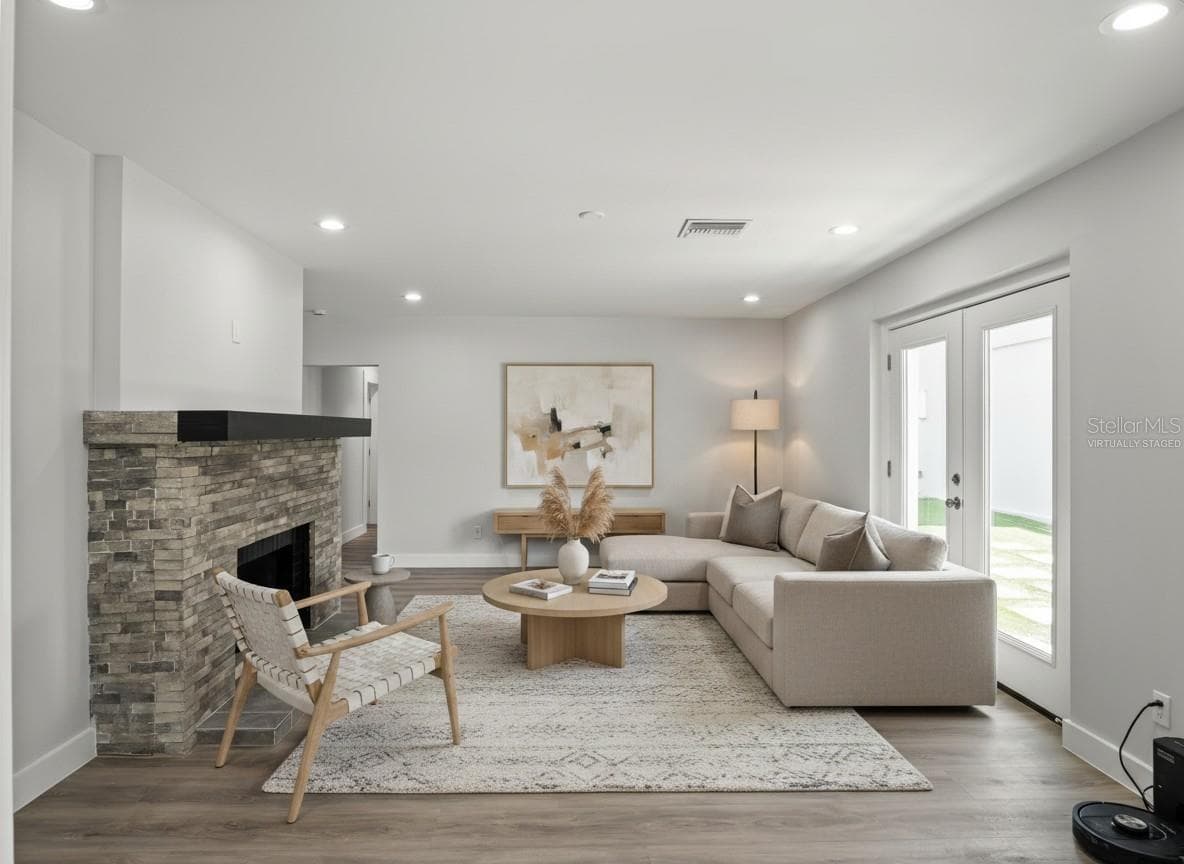 Virtually StagedDen - 1190 W LAKESHORE DR, CLERMONT