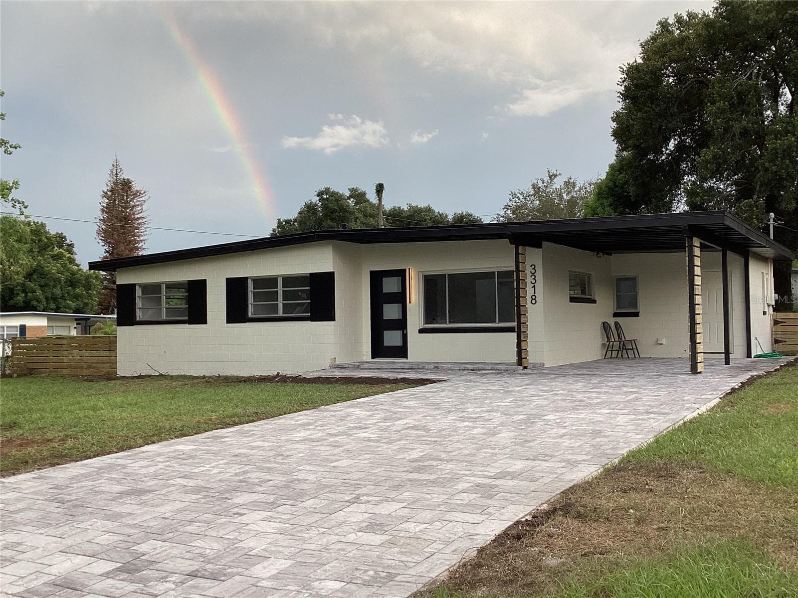 3318 DEBBIE DR