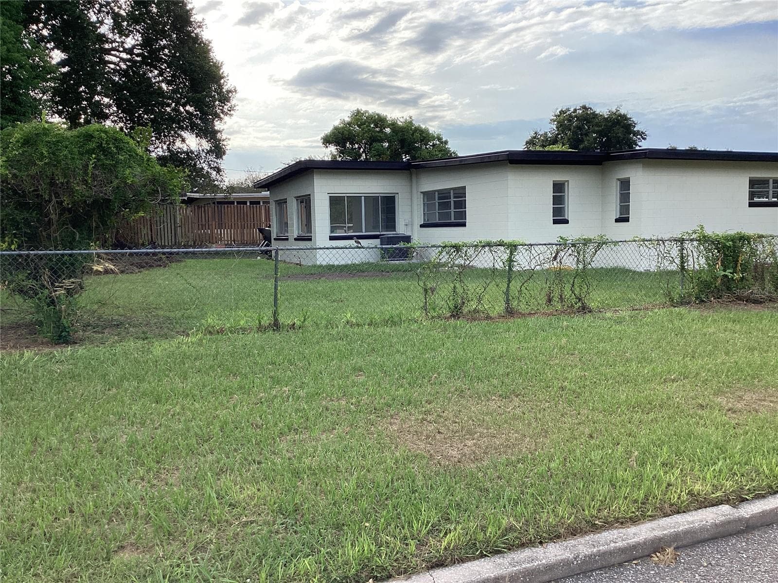 Single Family Residence at 3318 DEBBIE DR, ORLANDO, photo 55 of 60