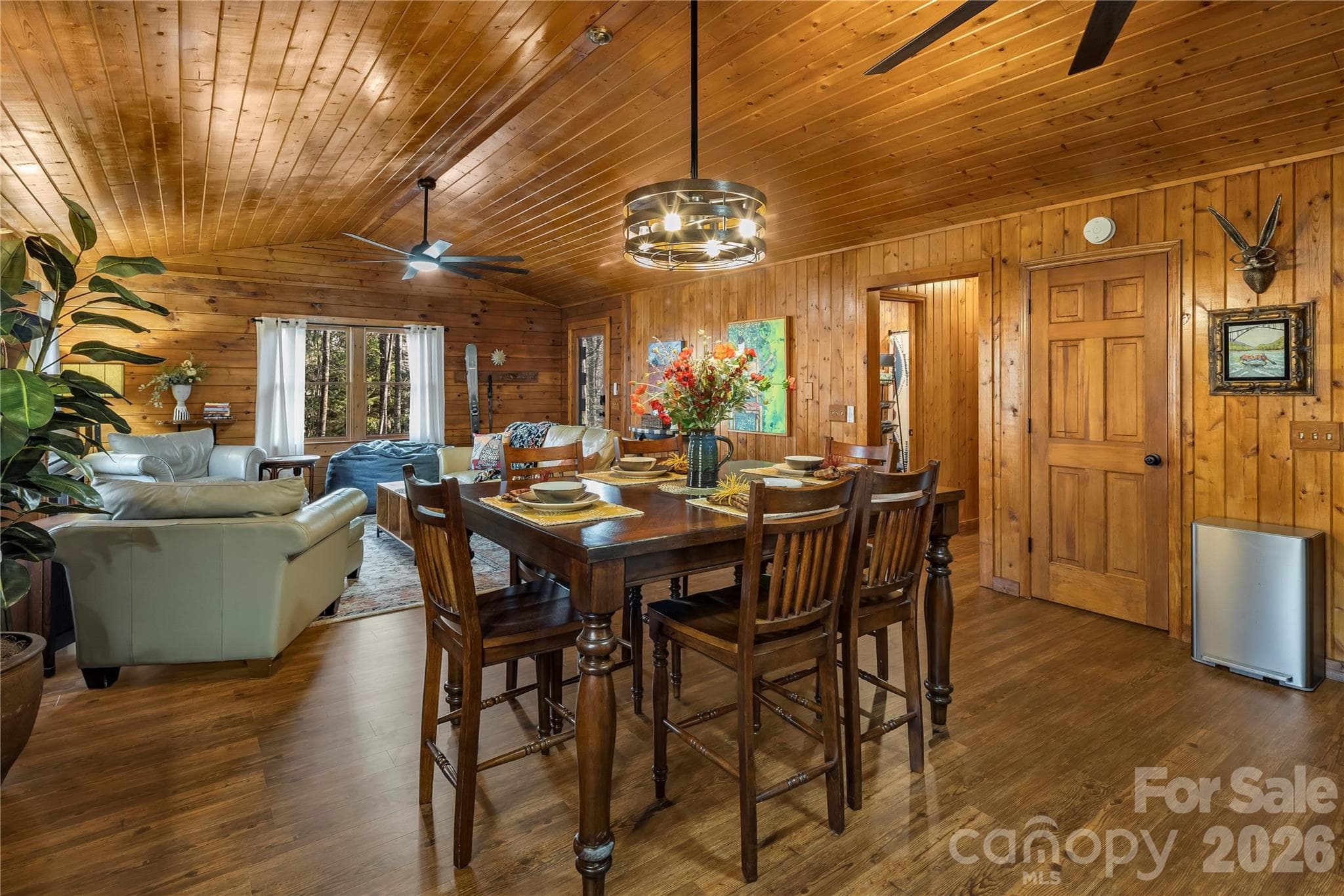 FDining Afrea - 398 Locust Drive, Maggie Valley