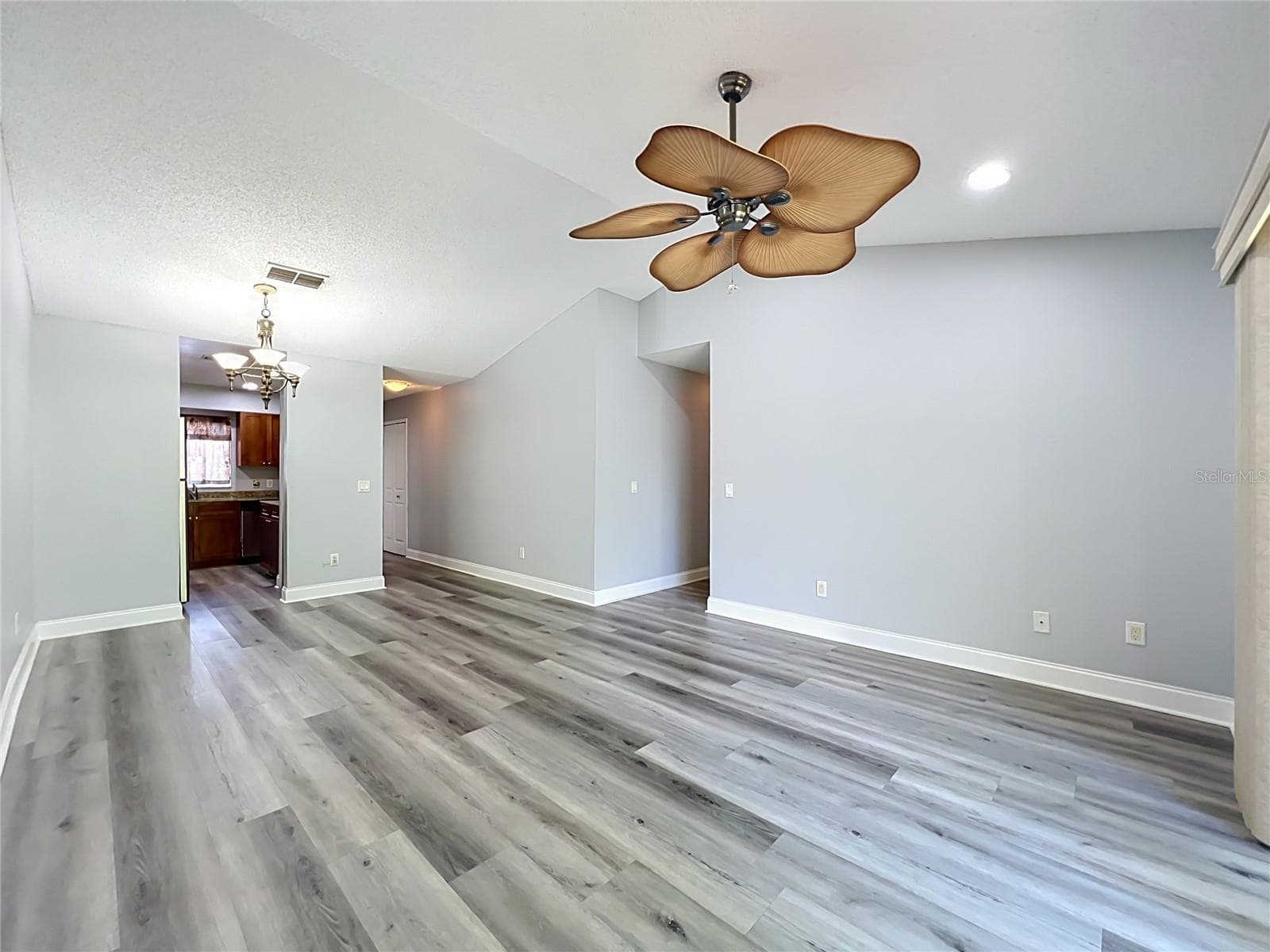 Living/Dining room - 5440 E MICHIGAN ST #5440-2, ORLANDO
