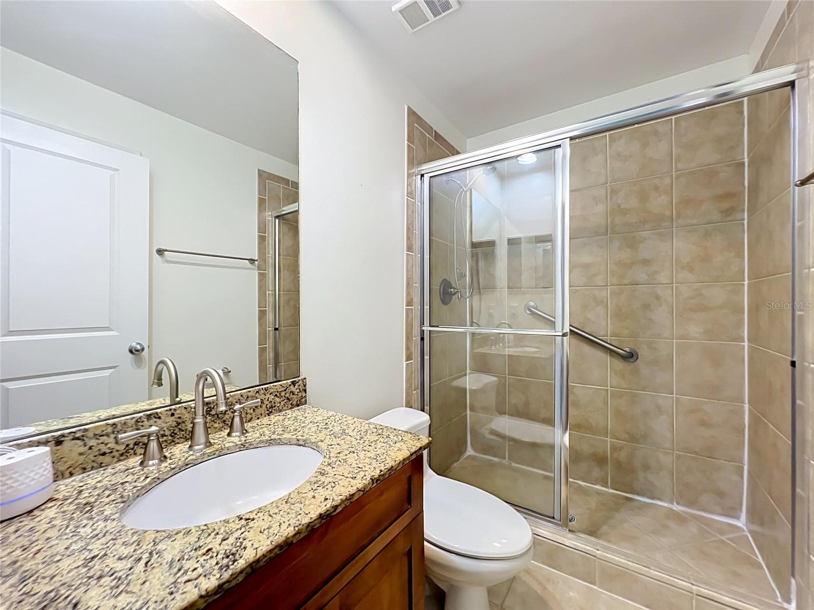 Master Bathroom - 5440 E MICHIGAN ST #5440-2, ORLANDO