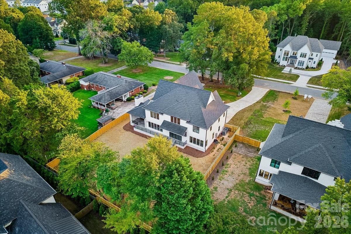 Single Family Residence at 4635 Water Oak Road, Charlotte, photo 2 of 46