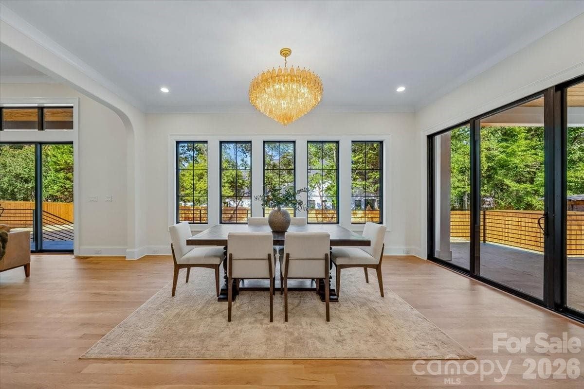 Single Family Residence at 4635 Water Oak Road, Charlotte, photo 6 of 46