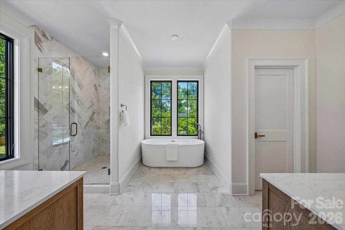Single Family Residence at 4635 Water Oak Road, Charlotte, photo 30 of 46