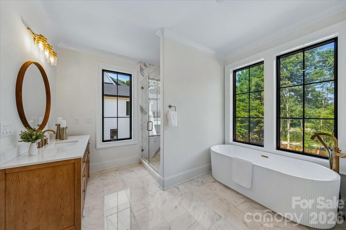 Single Family Residence at 4635 Water Oak Road, Charlotte, photo 31 of 46