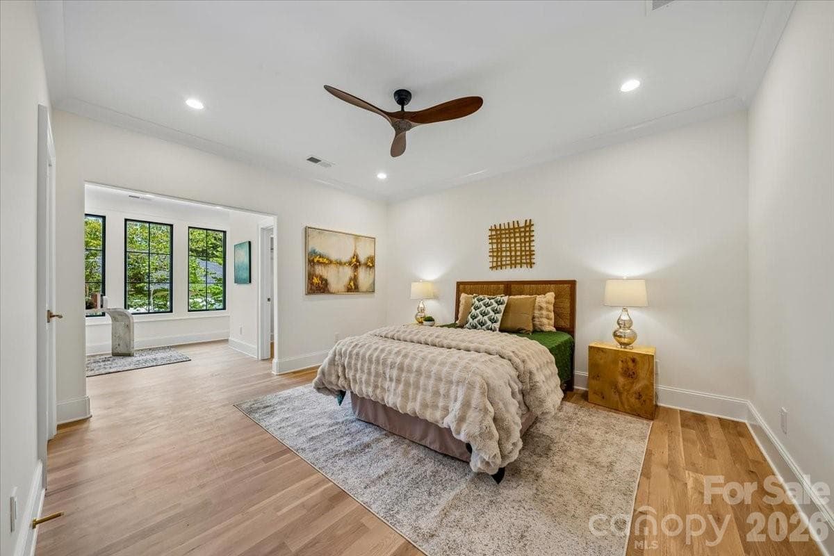 Single Family Residence at 4635 Water Oak Road, Charlotte, photo 38 of 46