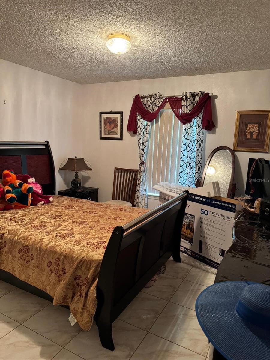 bedroom 2 - 16 RED BARN DR, PALM COAST