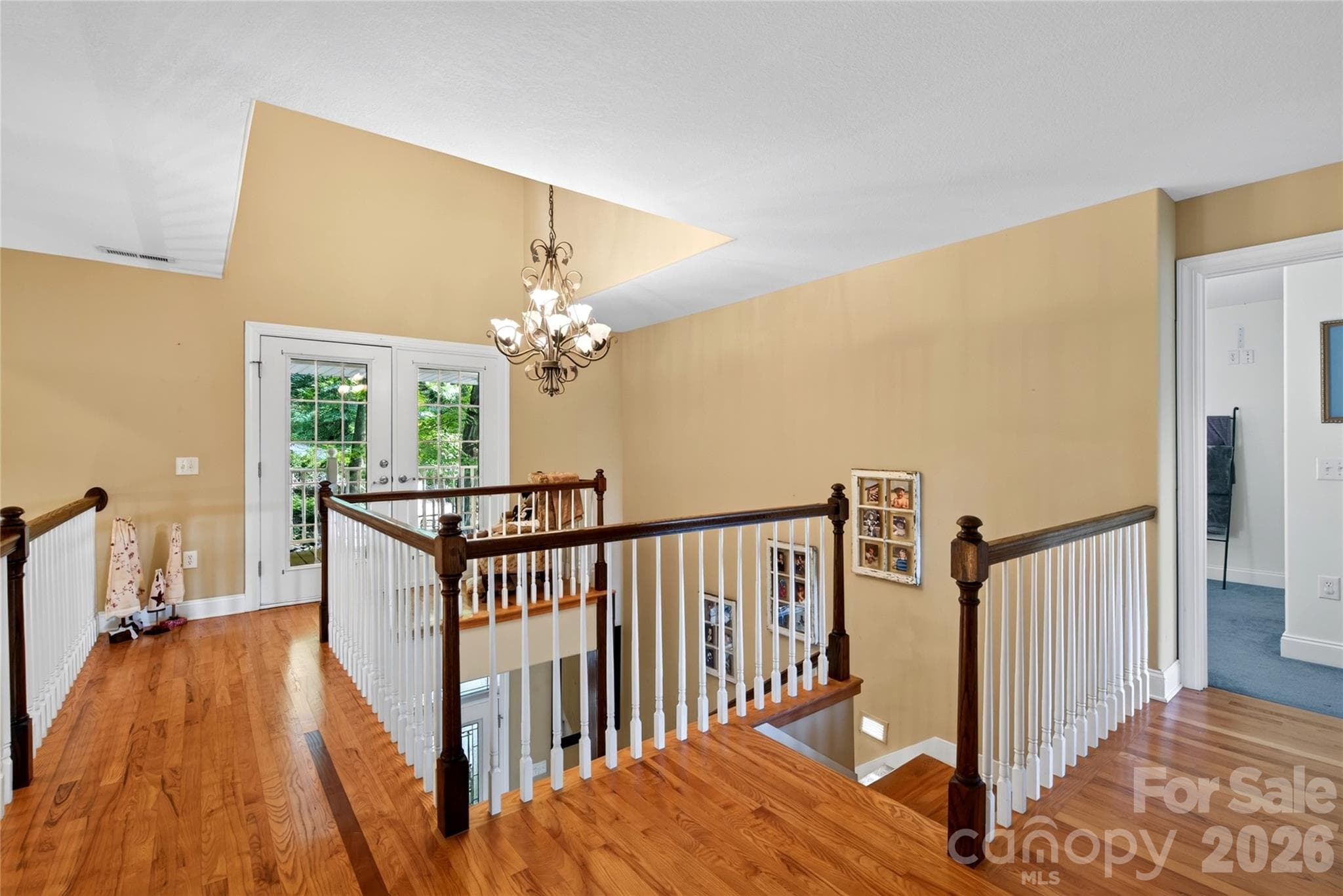 Upper level - 719 April Park, Waynesville