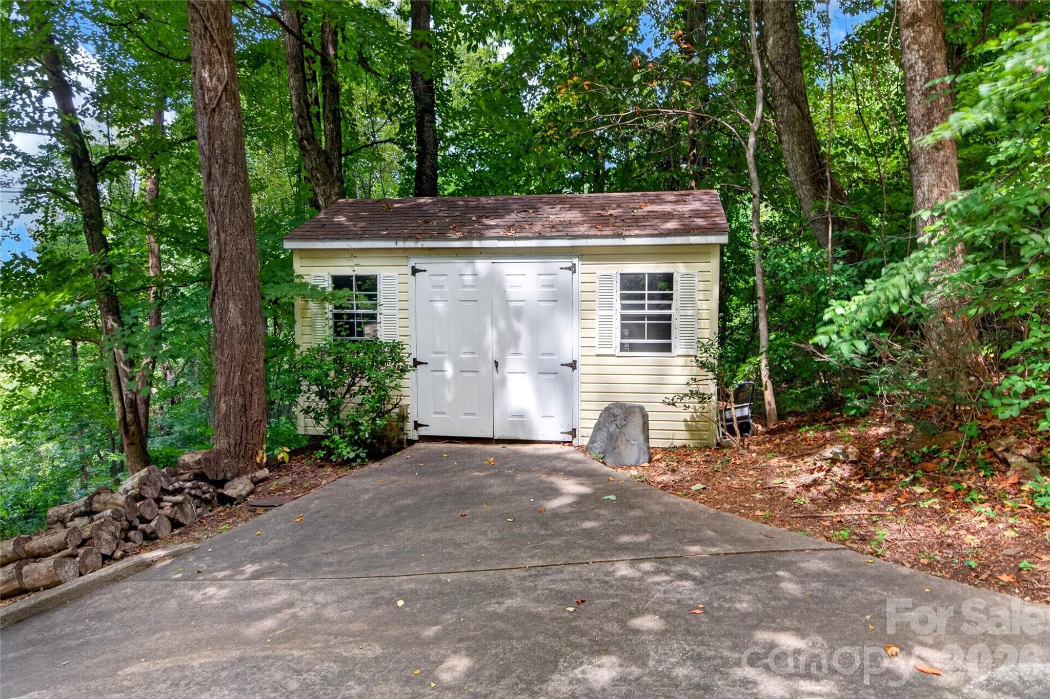 Outdoor Shed - 719 April Park, Waynesville