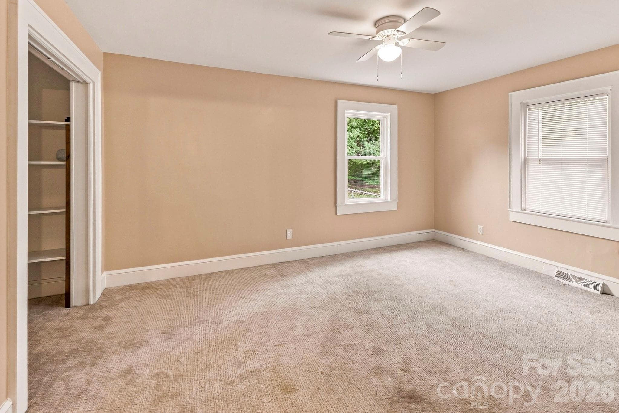 Primary Bedroom - 257 Maryland Drive, Forest City
