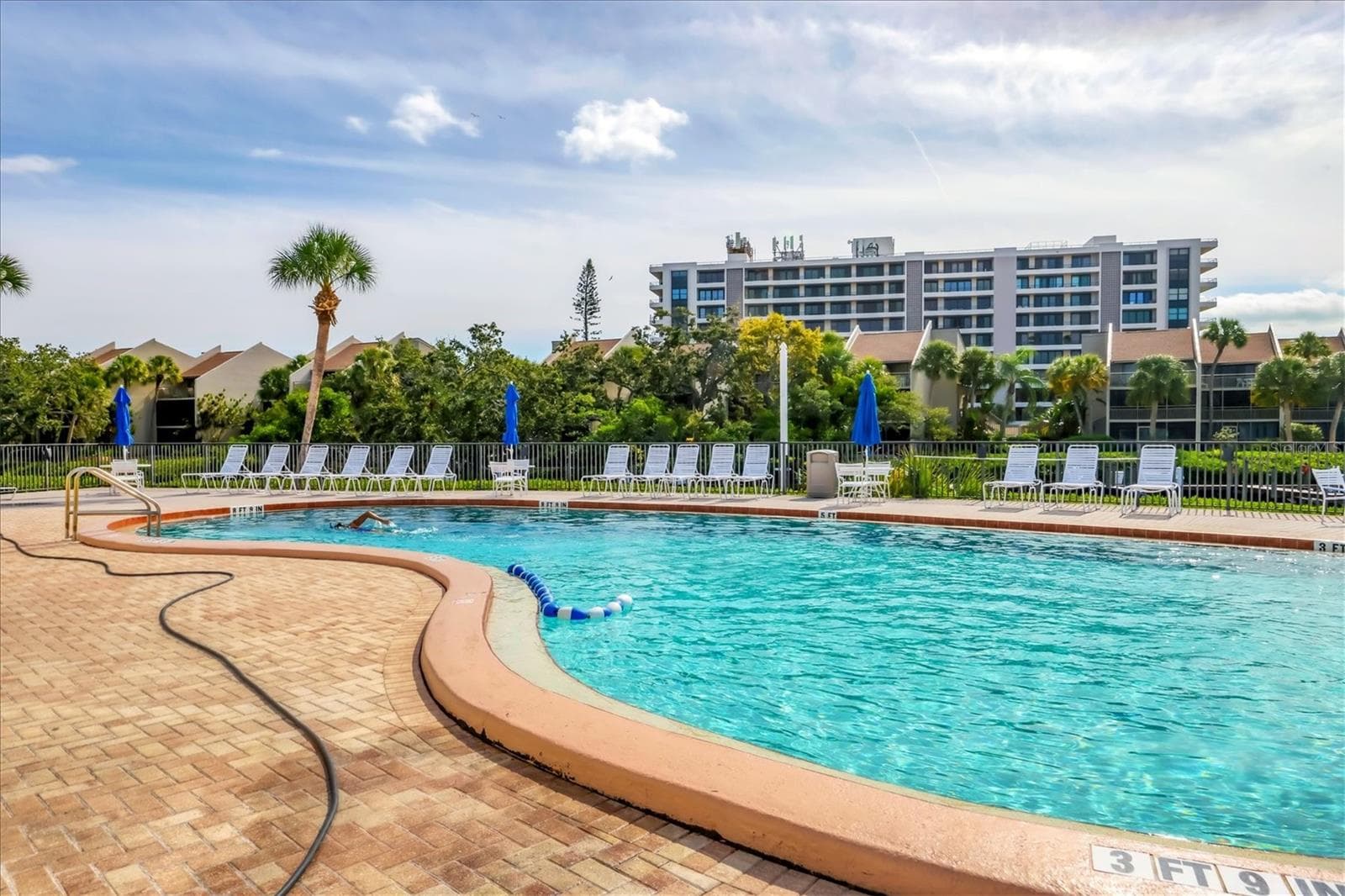 Condominium at 1900 COVE II PL #127, SARASOTA, photo 33 of 50