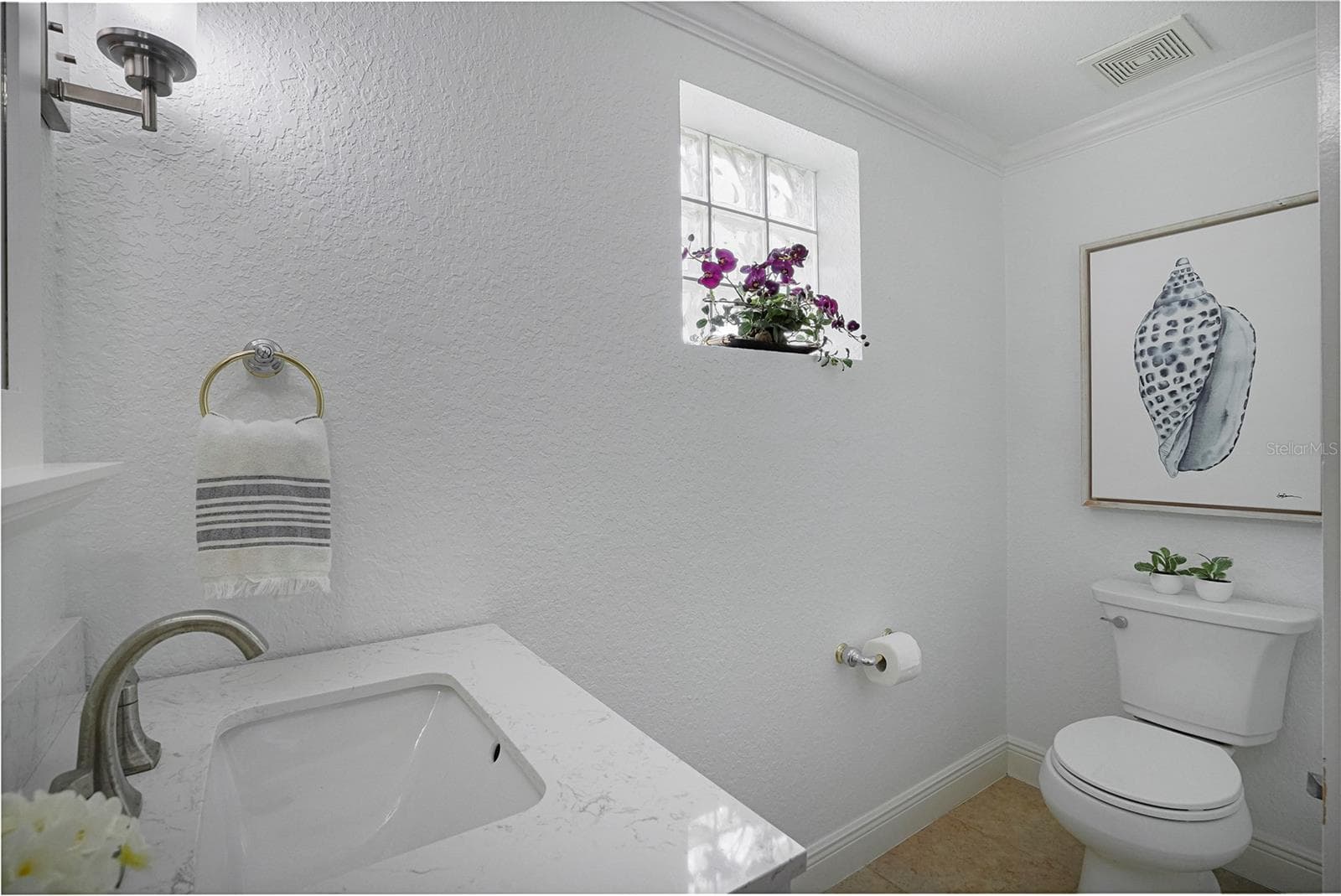 Half Bath next to the Den - 1650 ASSISI DR #16, SARASOTA