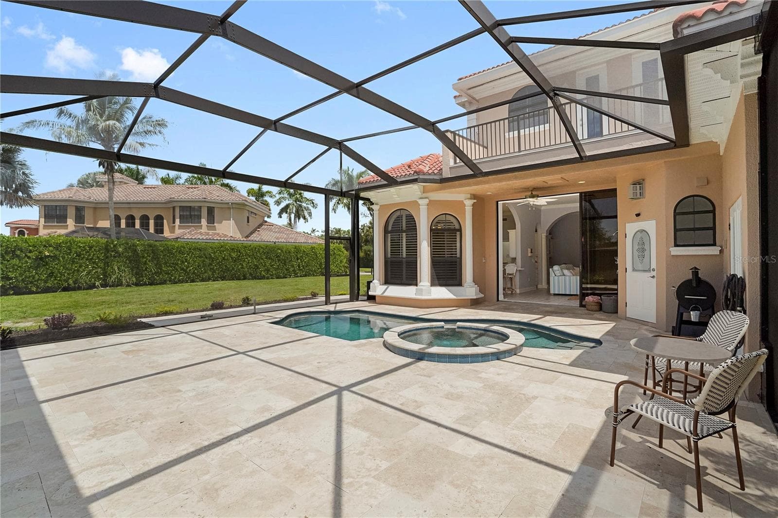Gorgeous new Travertine Pavers - room for enetrtaining! - 1650 ASSISI DR #16, SARASOTA
