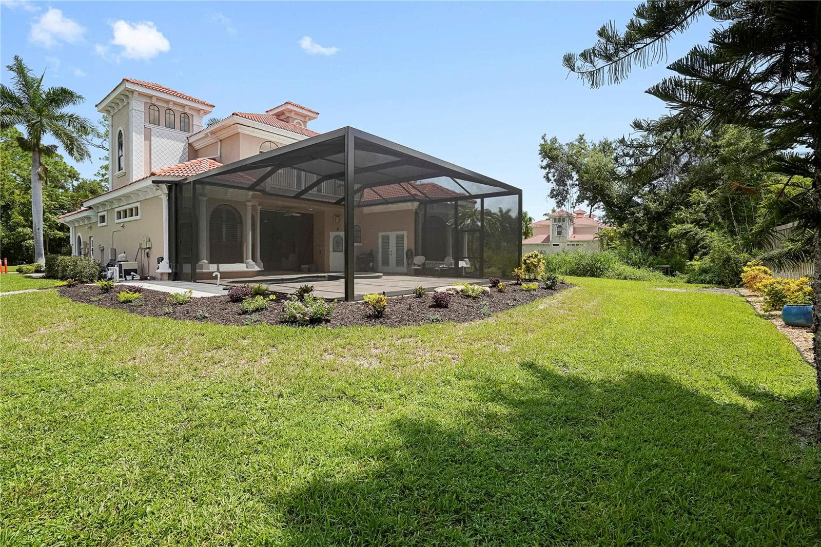 New Landscaping off pool. - 1650 ASSISI DR #16, SARASOTA