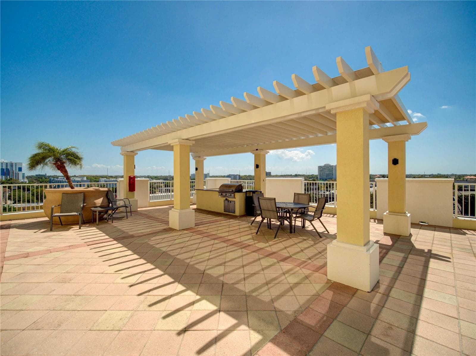 Condominium at 628 CLEVELAND ST #1314, CLEARWATER, photo 22 of 29