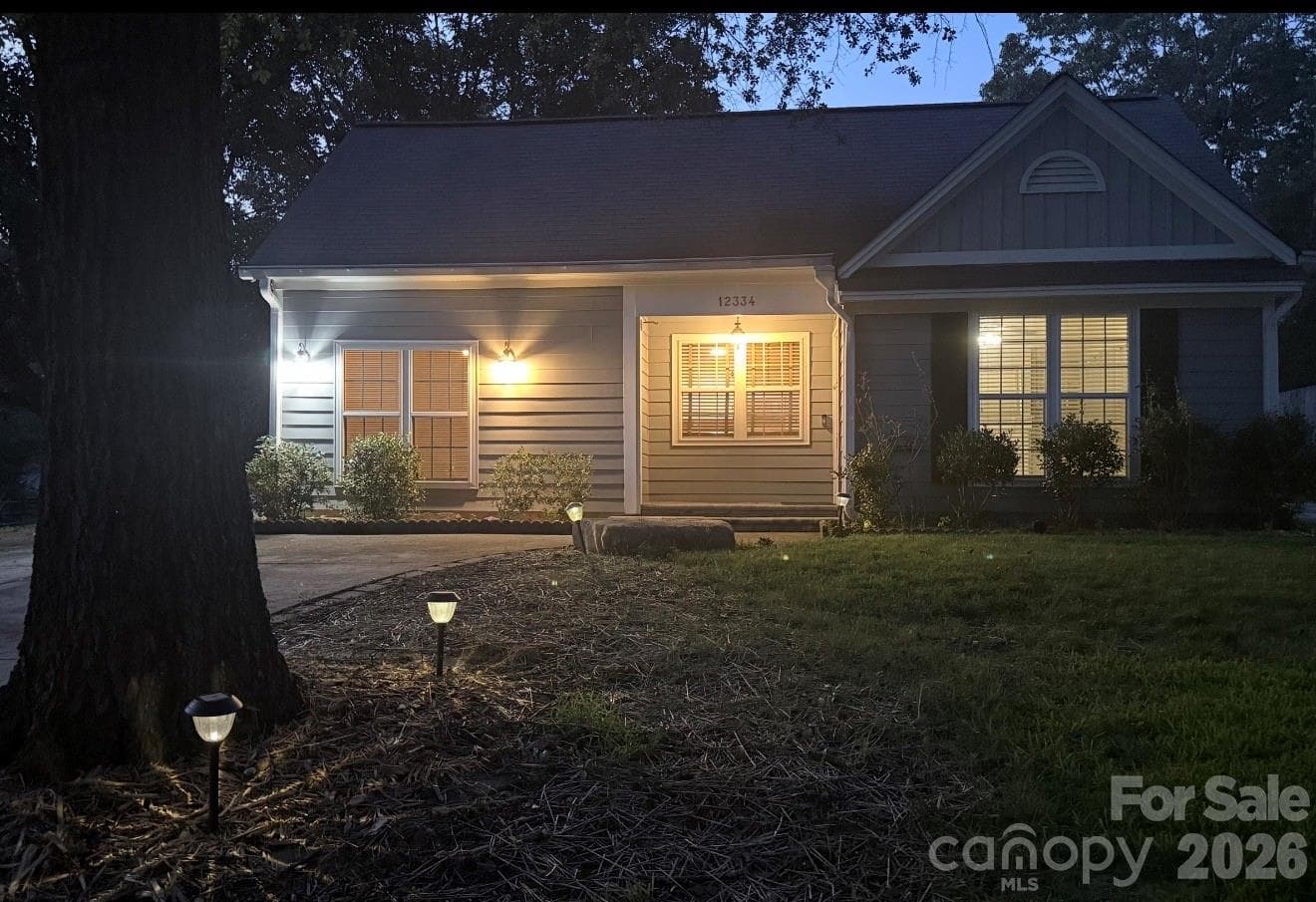 Single Family Residence at 12334 Danby Road, Pineville, photo 2 of 13
