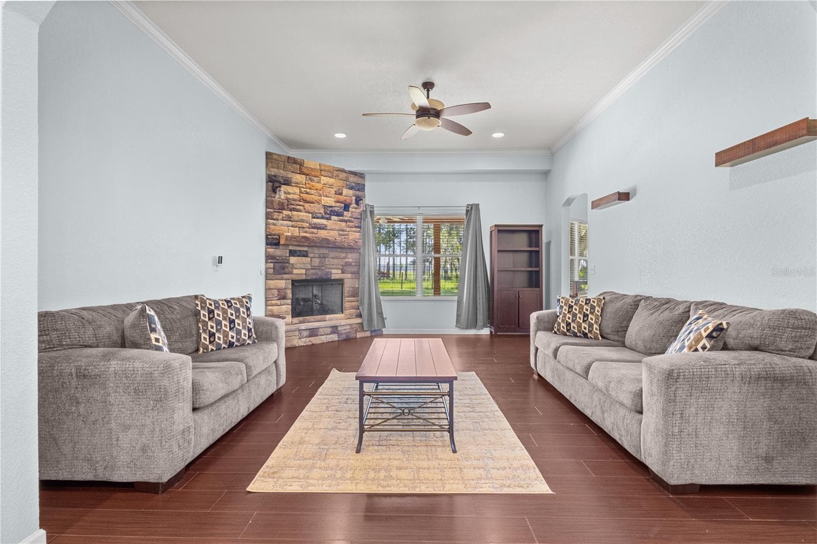 Living Room #1 - 324 NE 300TH ST, CROSS CITY
