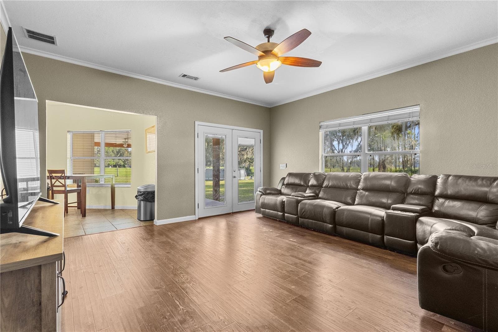 Great Room - 324 NE 300TH ST, CROSS CITY