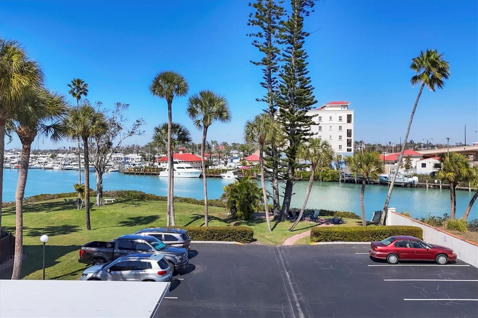 Plenty of guest parking just outside the unit - 210 SANTA MARIA ST #248, VENICE