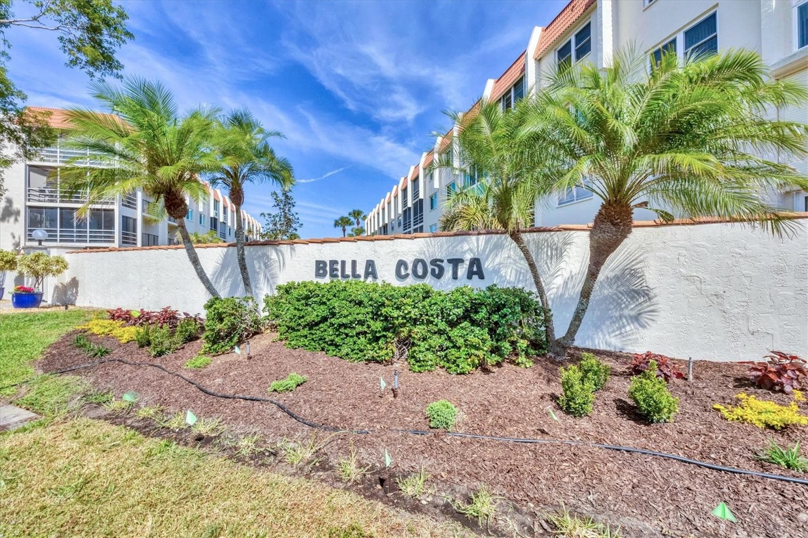 Just a few minutes to walk to Venice Ave. - 210 SANTA MARIA ST #248, VENICE