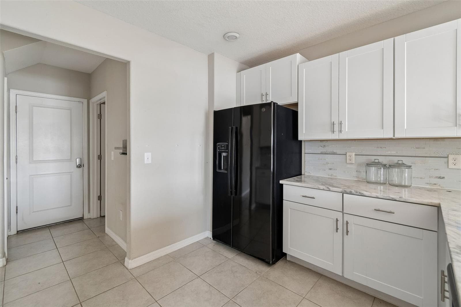 Single Family Residence at 4410 SUMMER SAVORY ST, TAMPA, photo 15 of 64