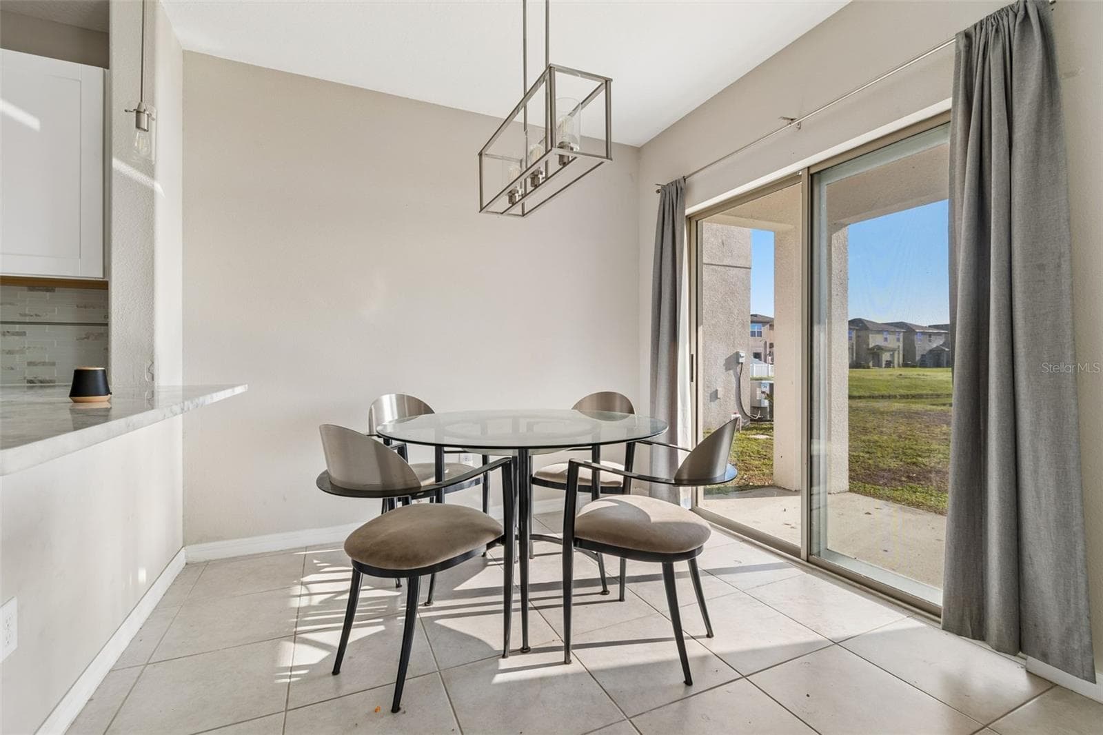 Single Family Residence at 4410 SUMMER SAVORY ST, TAMPA, photo 17 of 64