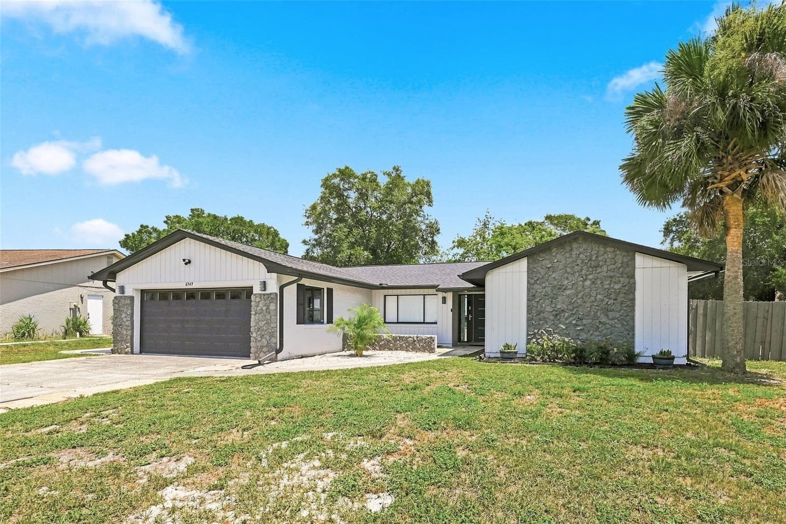 Single Family Residence at 6349 MARLBERRY DR, ORLANDO, photo 2 of 44