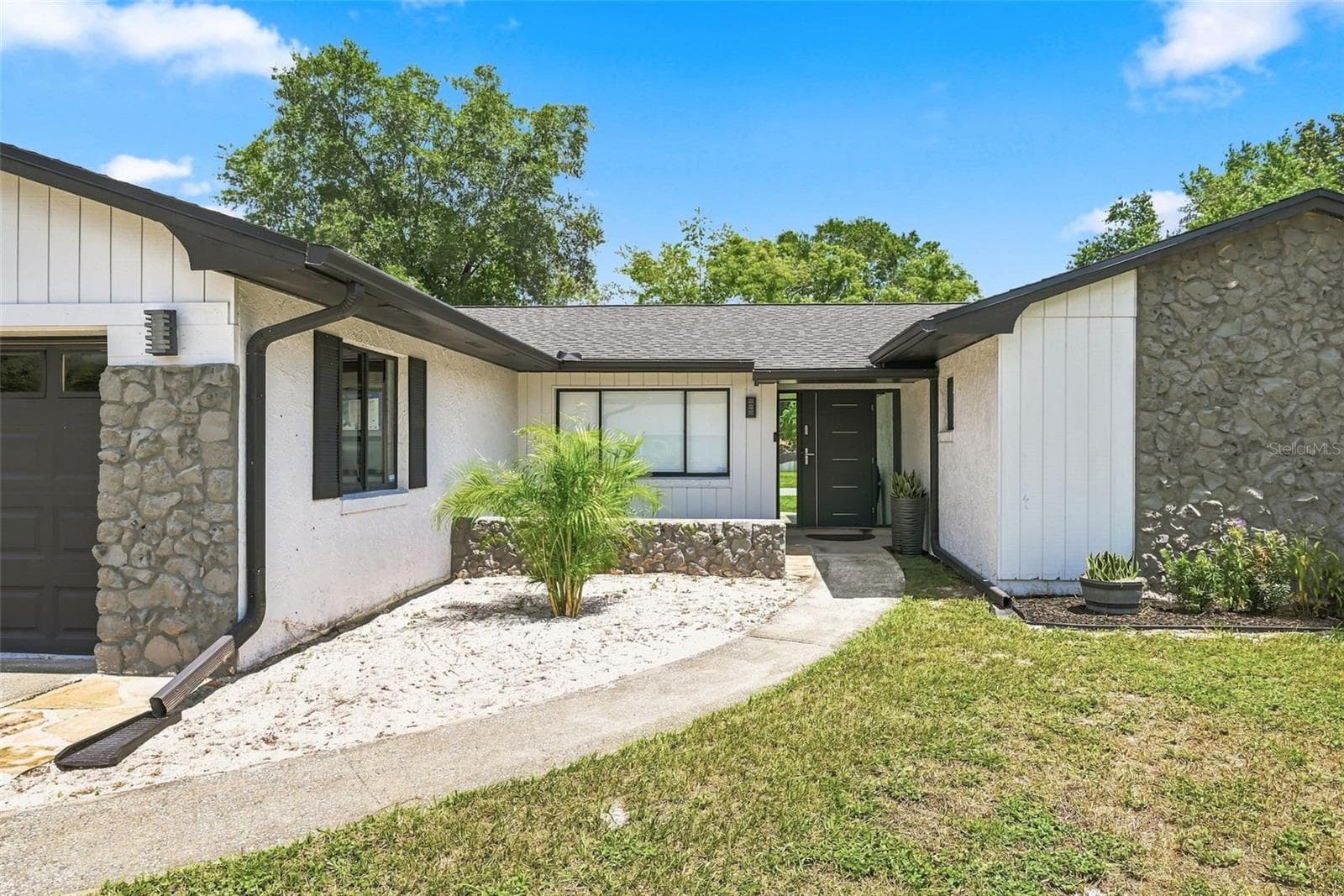 Single Family Residence at 6349 MARLBERRY DR, ORLANDO, photo 3 of 44