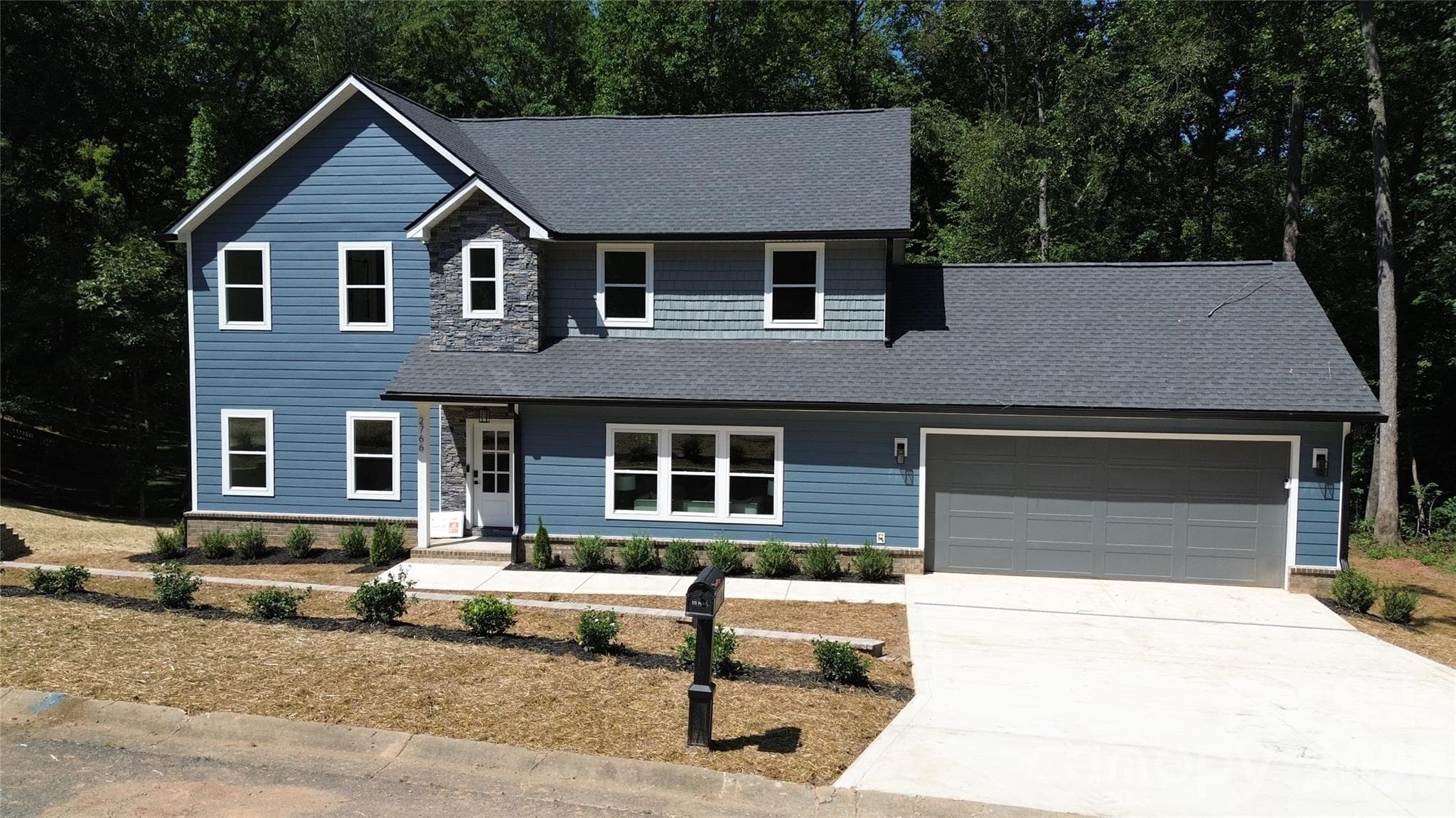 2766 Oakhurst Drive