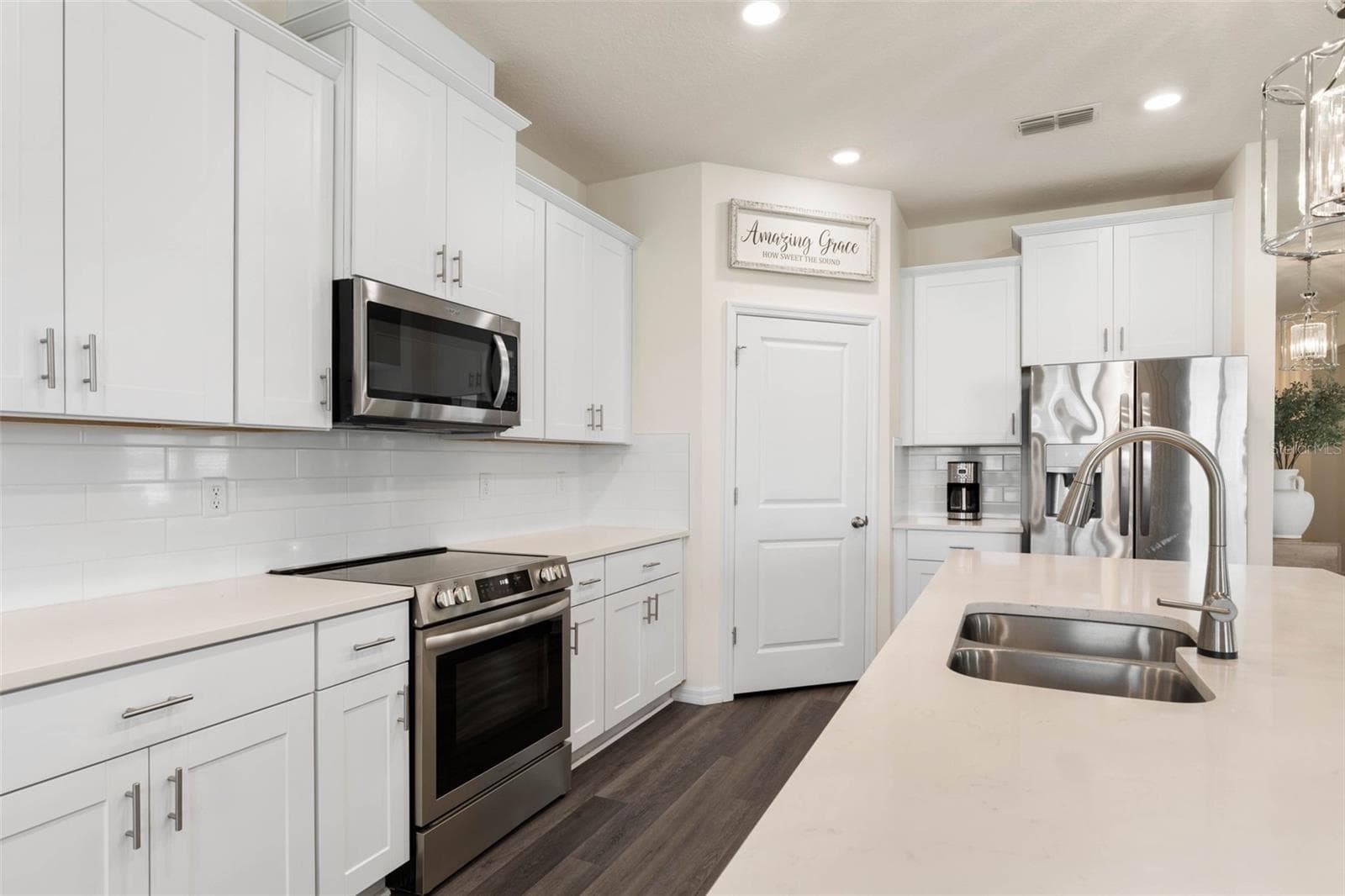 Single Family Residence at 345 E MERIMONT LN, ORMOND BEACH, photo 15 of 91